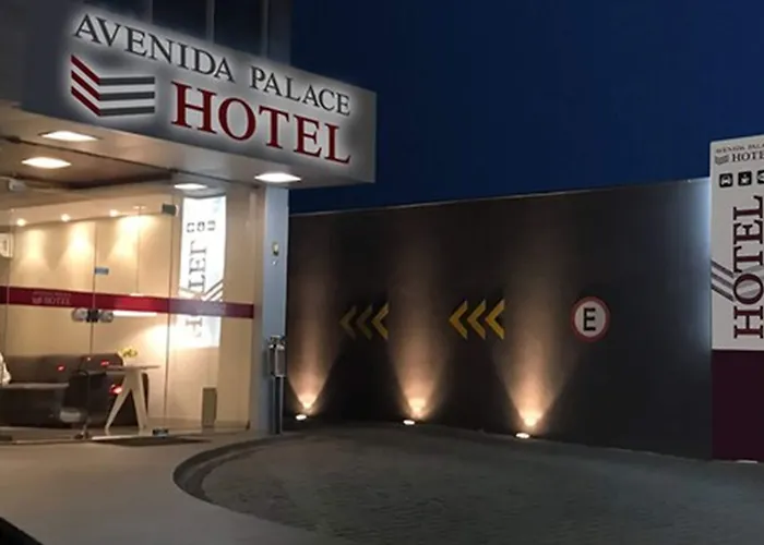 Avenida PalaceHotel Em